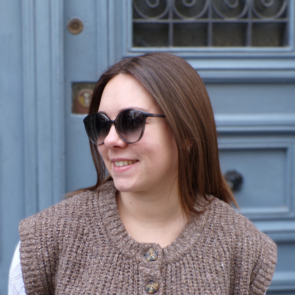 Adélaide sur Lunettes de Zac